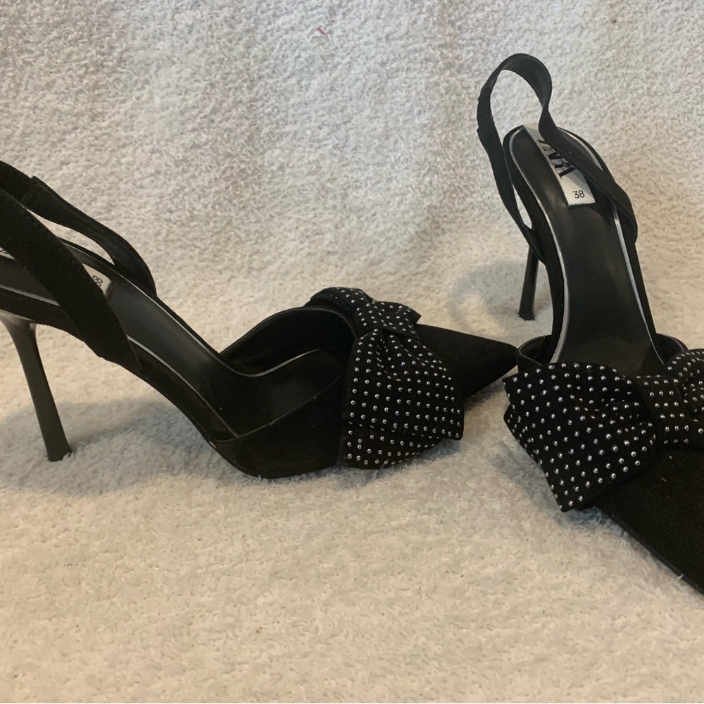 Elegant Black Polka Dot Bow Heels